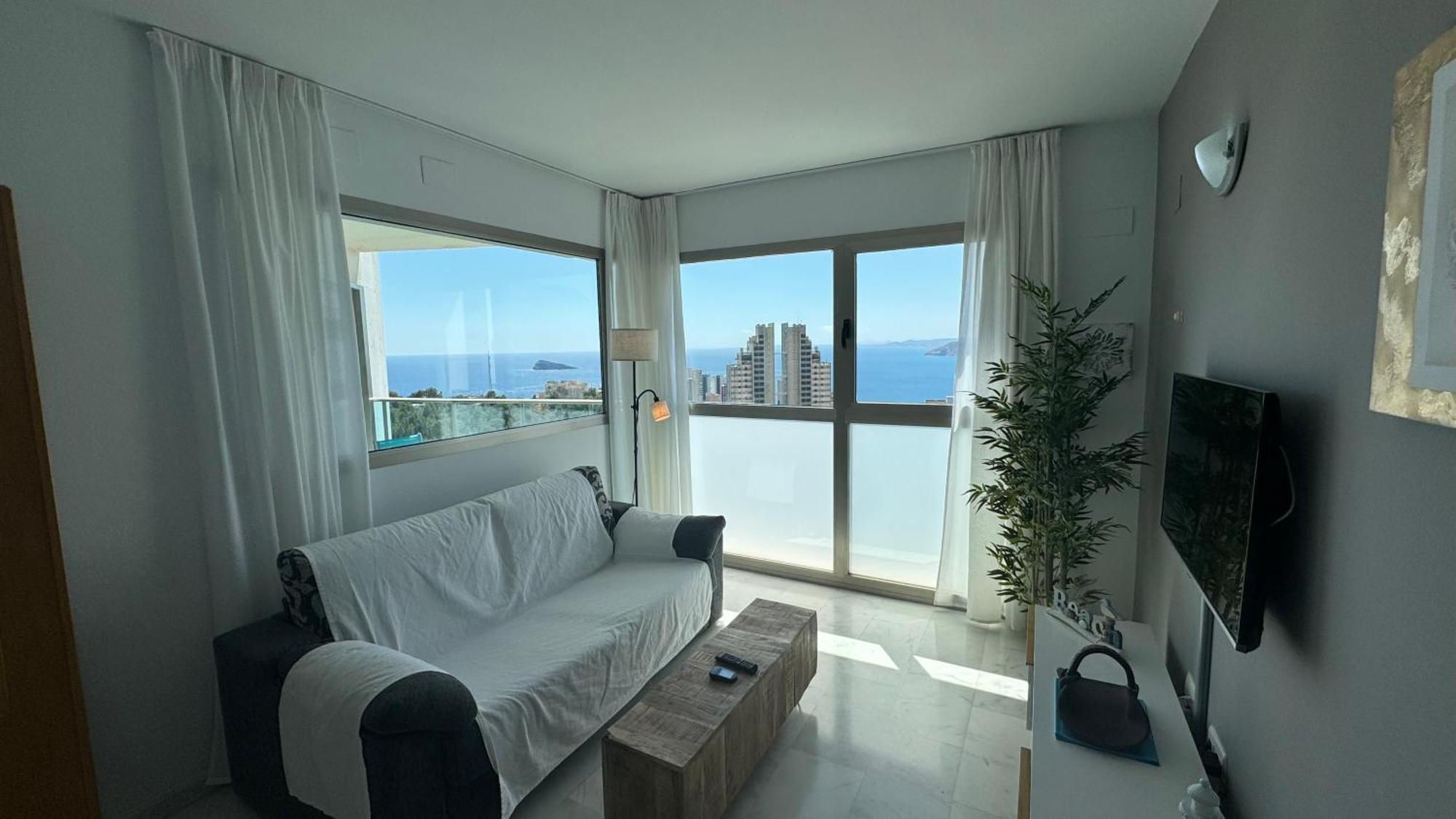 Skyline 23 With Sea Views